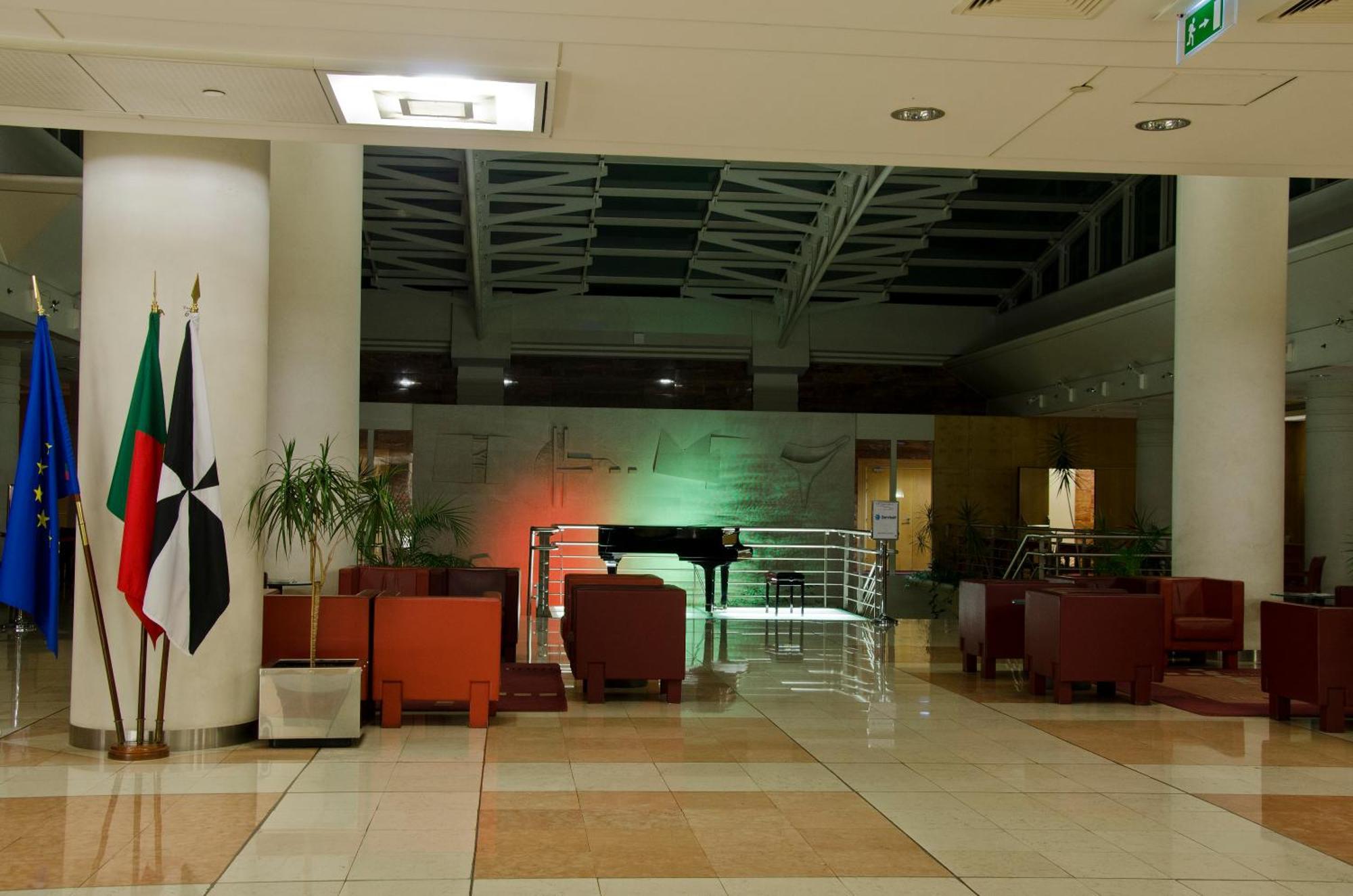 Vip Executive Entrecampos Hotel & Conference Lisboa Eksteriør bilde