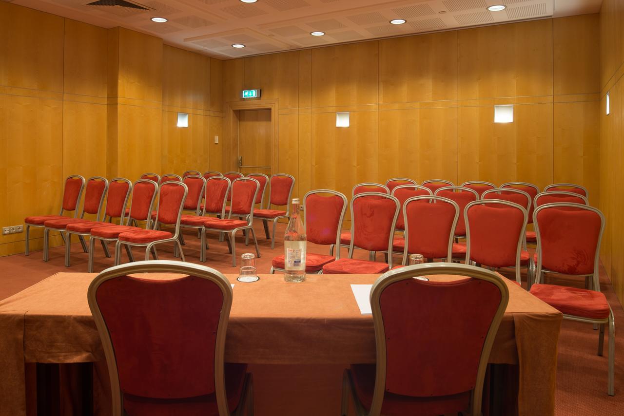 Vip Executive Entrecampos Hotel & Conference Lisboa Eksteriør bilde