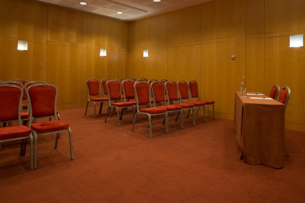 Vip Executive Entrecampos Hotel & Conference Lisboa Eksteriør bilde